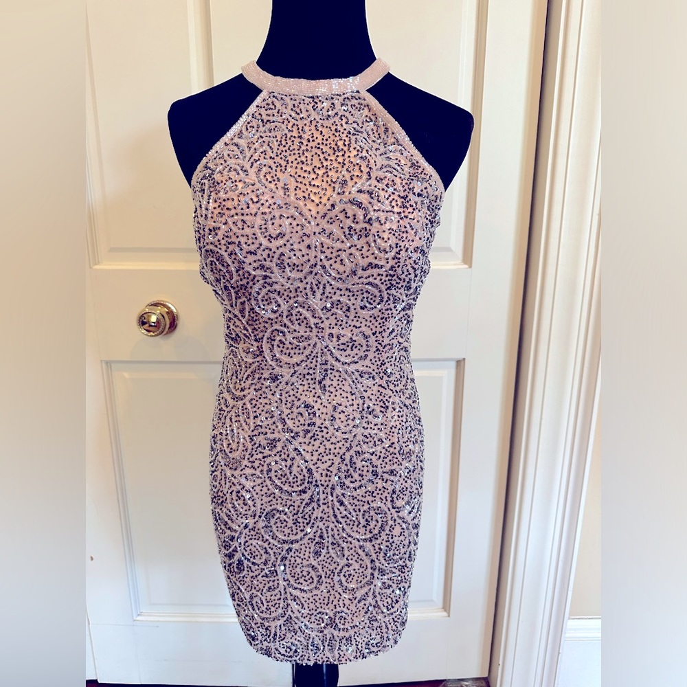 LIKE NEW Primavera Couture beaded cocktail dress ✨